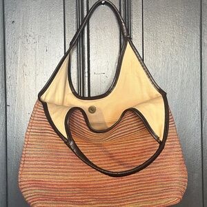 vintage woven hobo bag with leather handle